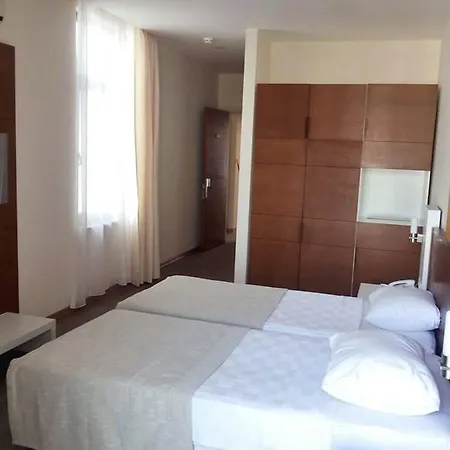 Sunbird Otel 3*
