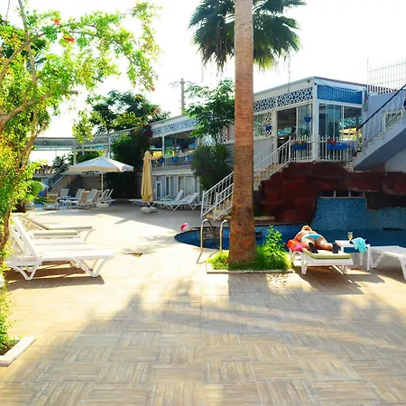 Szálloda Sunbird Side