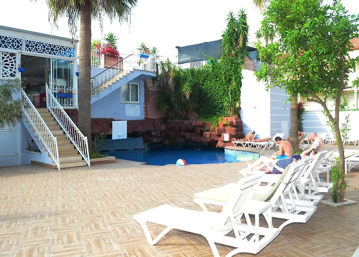 Отель Sunbird 3*